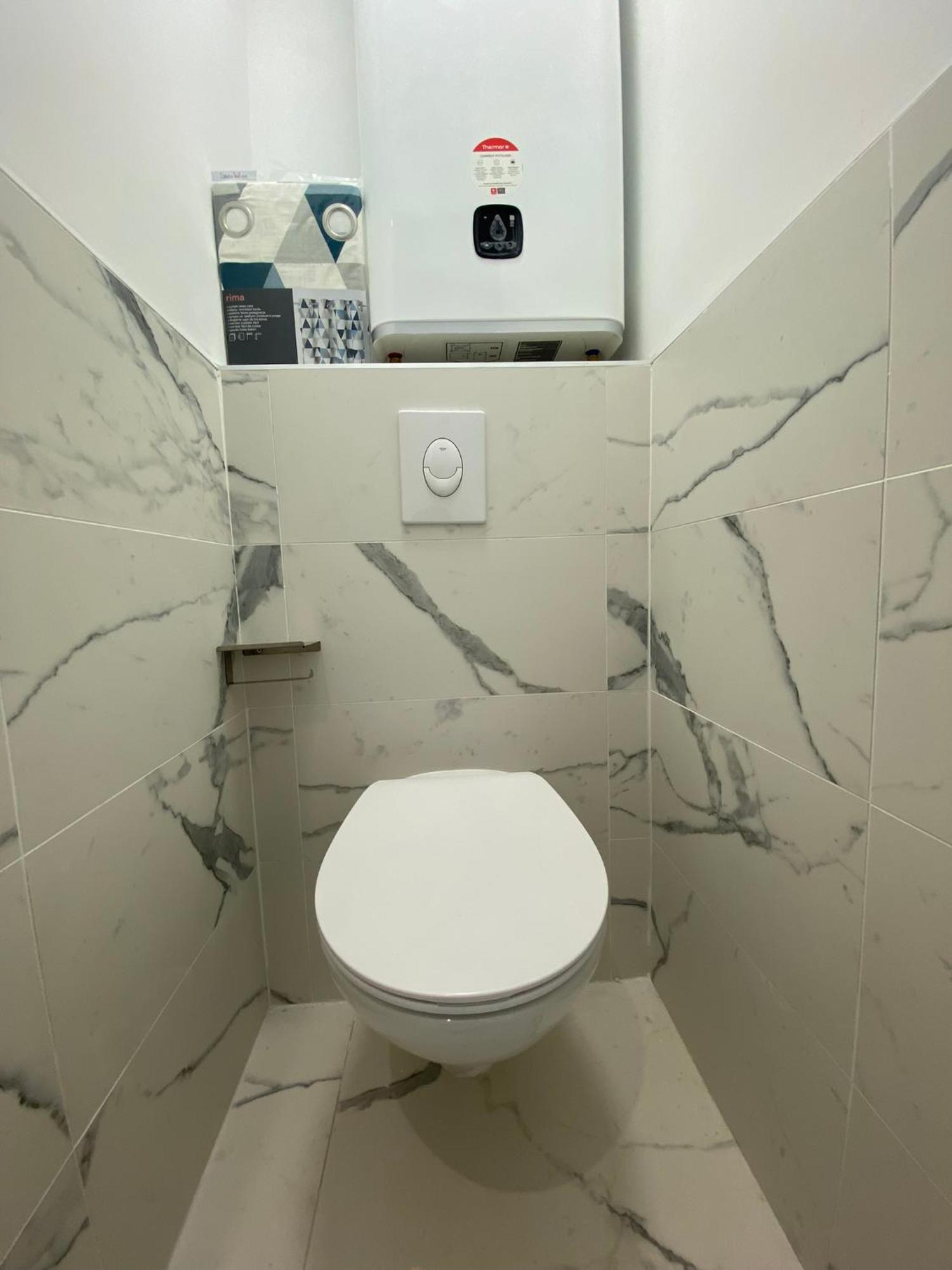 Saint-Raphaël Appartement Face Mer Et Port Santa Lucia Climatise Et Wifi מראה חיצוני תמונה