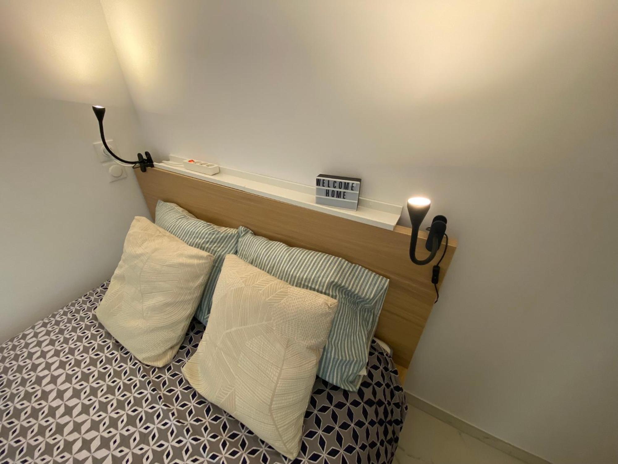 Saint-Raphaël Appartement Face Mer Et Port Santa Lucia Climatise Et Wifi מראה חיצוני תמונה