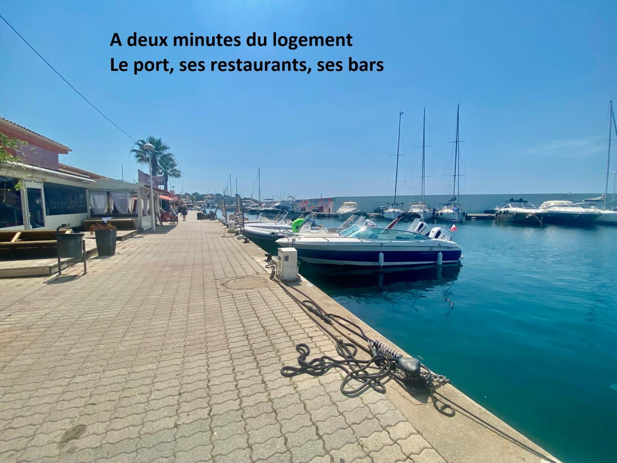 Saint-Raphaël Appartement Face Mer Et Port Santa Lucia Climatise Et Wifi מראה חיצוני תמונה